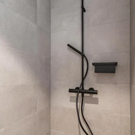 Apartman 5 Bedroom Lovely In Tossens *