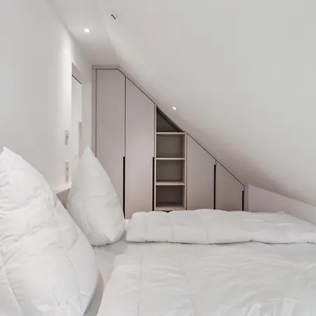 Apartment Schöne 5-zimmer-wohnung In Tossens Stick