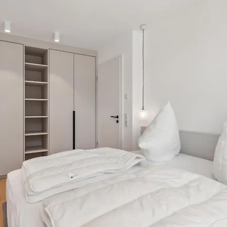 Schöne 5-zimmer-wohnung In Tossens *