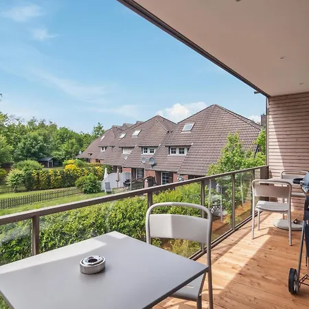 Schöne 5-zimmer-wohnung In Tossens *