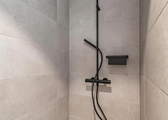 Apartman 5 Bedroom Lovely In Tossens *