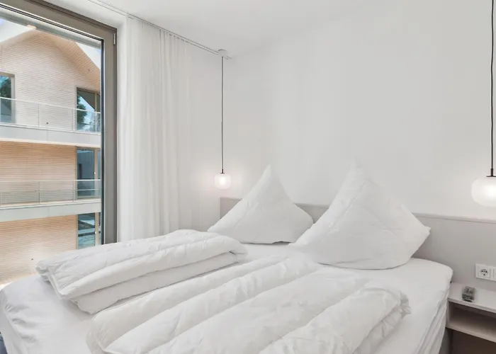 Apartman 5 Bedroom Lovely In Tossens Stick