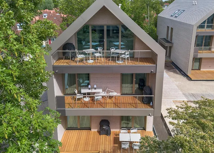 5 Bedroom Lovely In Tossens